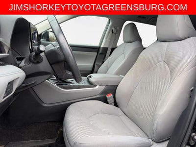 2023 Toyota Highlander LE