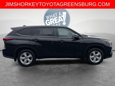 2023 Toyota Highlander LE