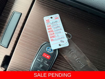 2022 Toyota Sienna LE 8 Passenger