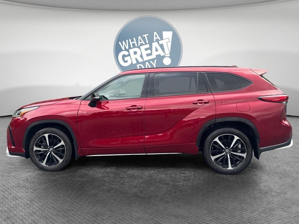 2022 Toyota Highlander XSE