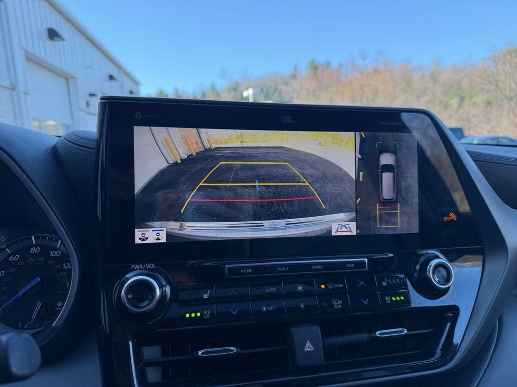 2022 Toyota Highlander Hybrid Limited