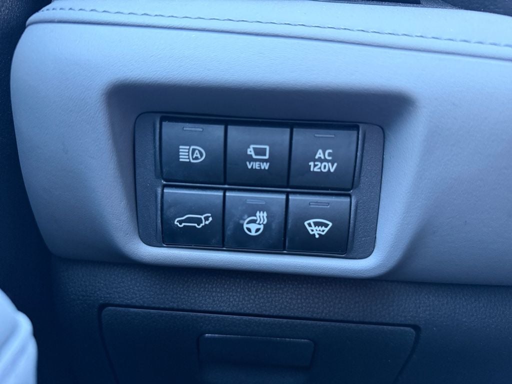 2022 Toyota Highlander Hybrid Limited