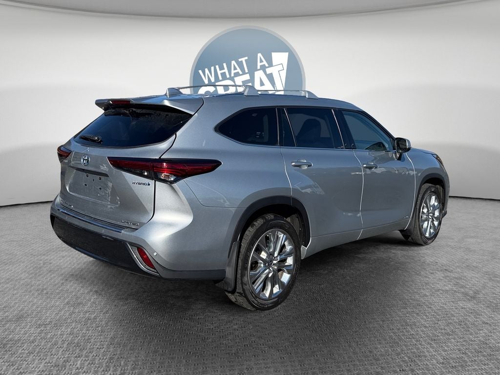 2022 Toyota Highlander Hybrid Limited