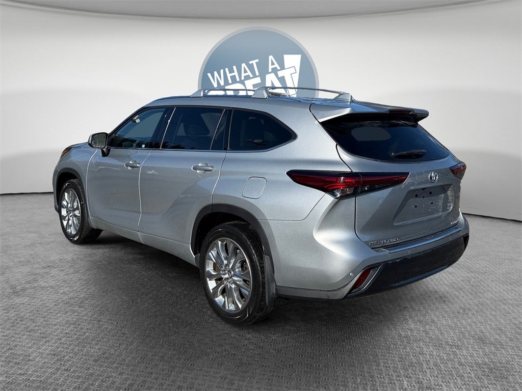 2022 Toyota Highlander Hybrid Limited