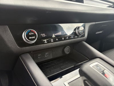 2024 Mitsubishi Outlander ES