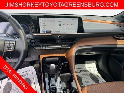 2025 Toyota Crown Signia Limited