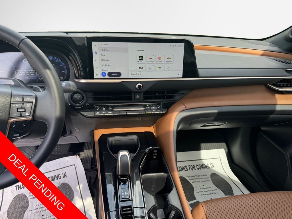2025 Toyota Crown Signia Limited