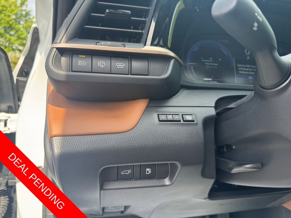 2025 Toyota Crown Signia Limited