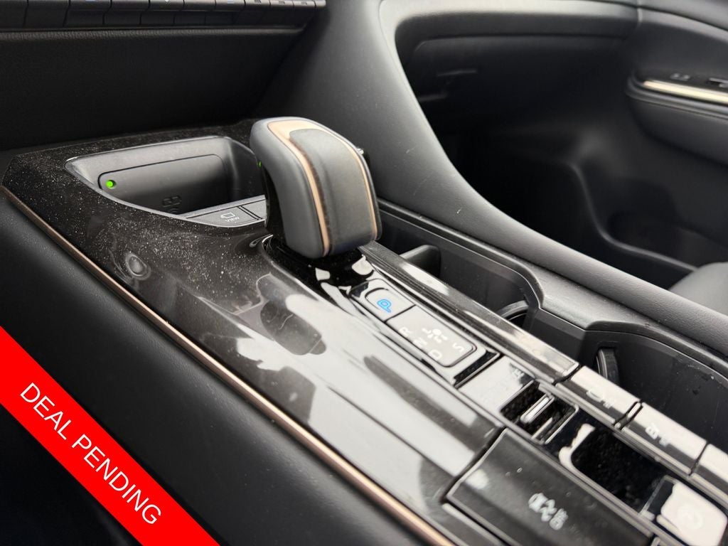 2025 Toyota Crown Signia Limited