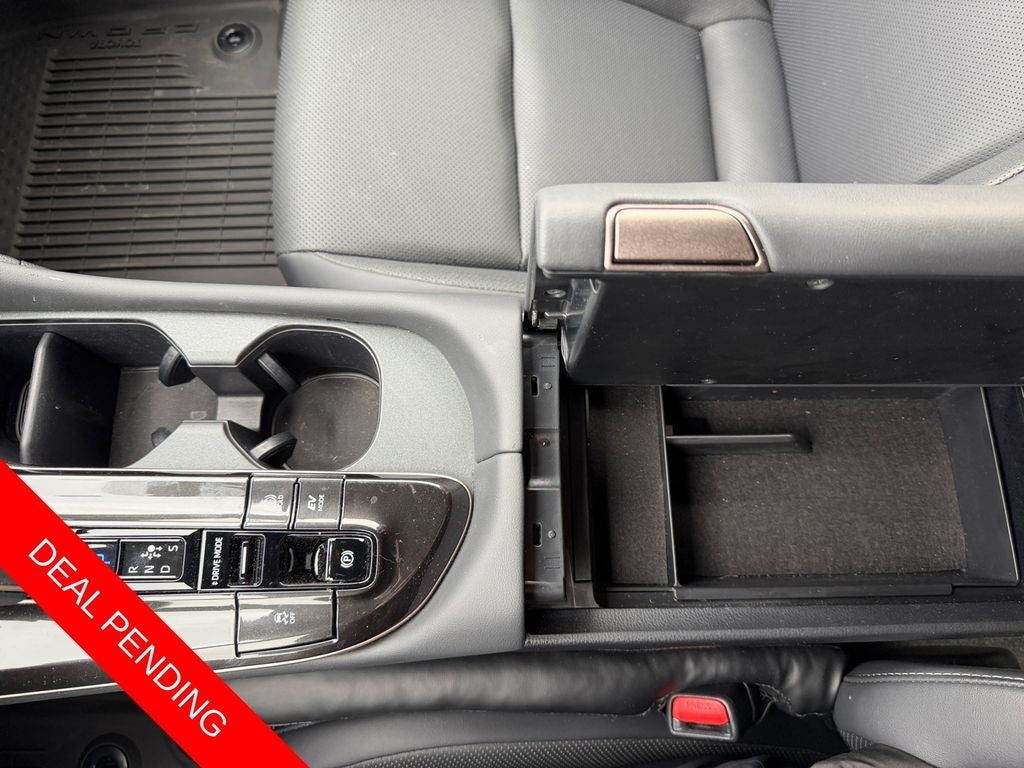 2025 Toyota Crown Signia Limited