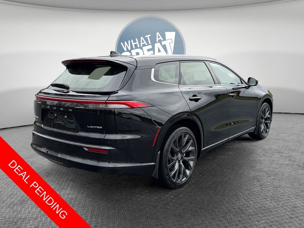 2025 Toyota Crown Signia Limited