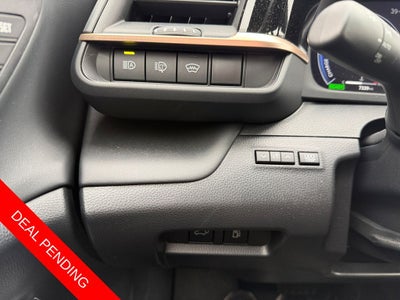 2025 Toyota Crown Signia Limited