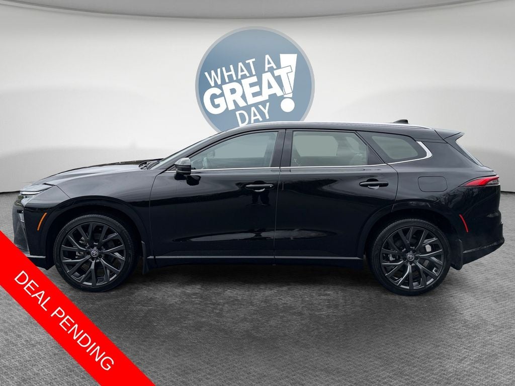 2025 Toyota Crown Signia Limited