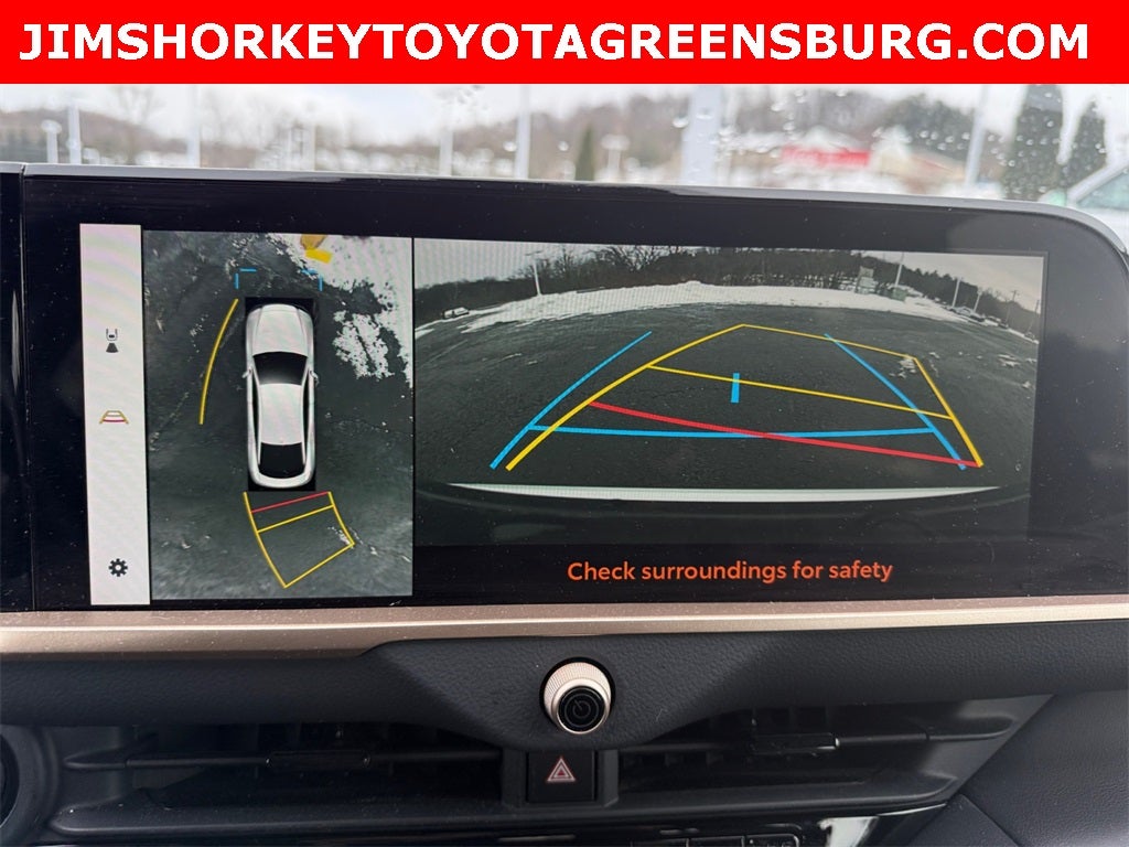 2024 Toyota Crown Platinum