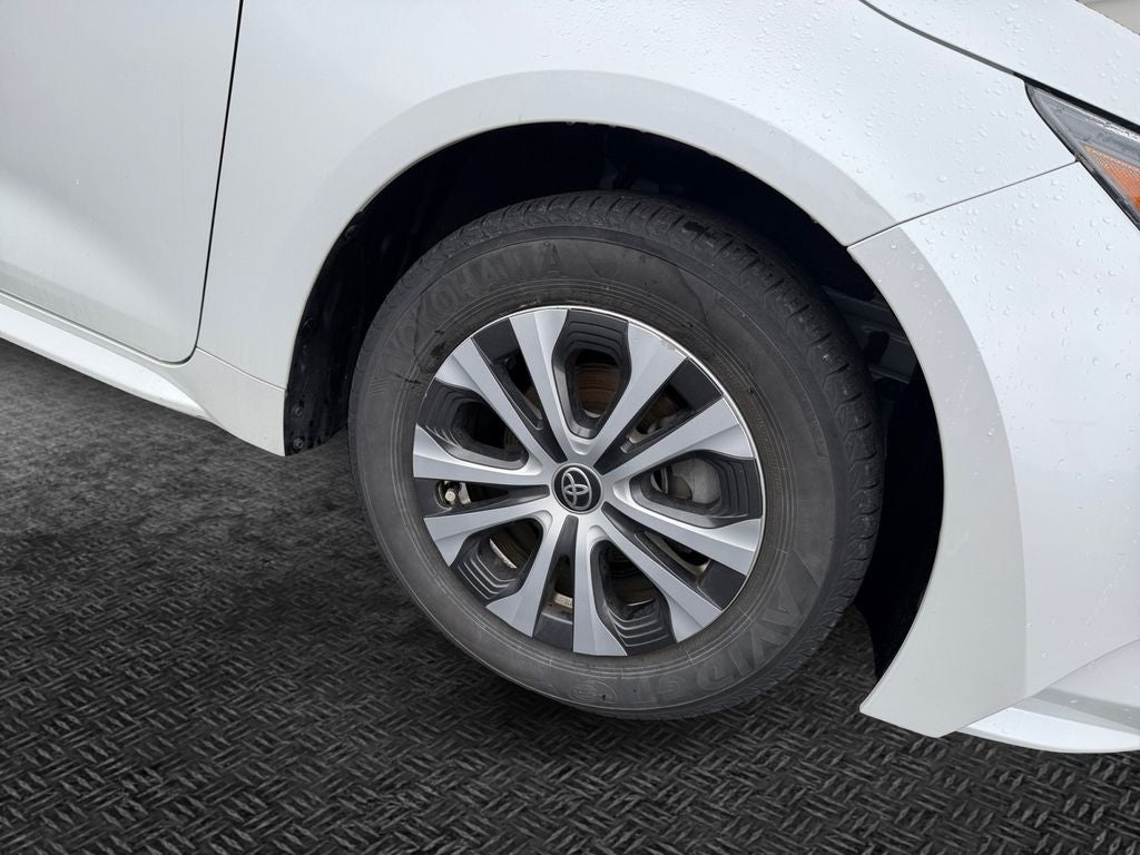 2022 Toyota Corolla Hybrid LE