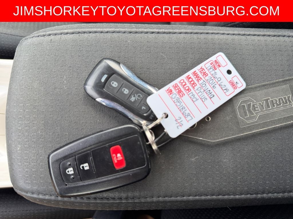 2016 Toyota Prius Three Touring