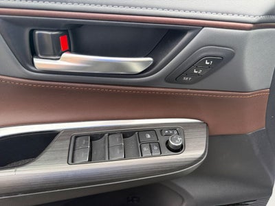 2023 Toyota Venza XLE