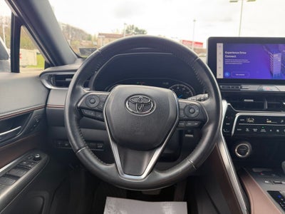 2023 Toyota Venza XLE