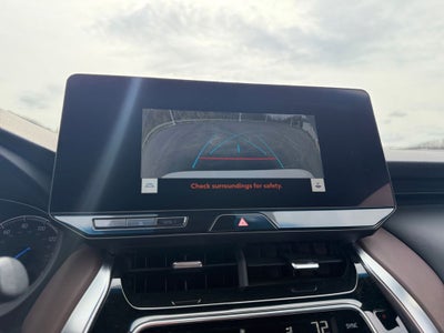 2023 Toyota Venza XLE