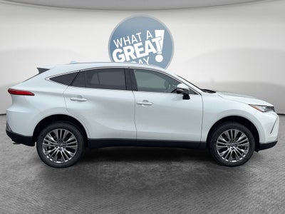 2023 Toyota Venza XLE