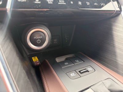 2023 Toyota Venza XLE