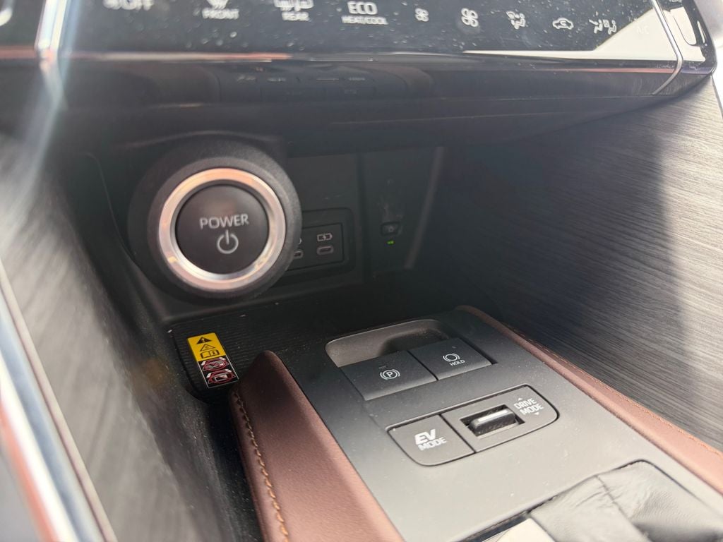 2023 Toyota Venza XLE