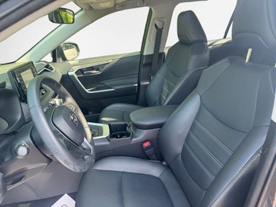 2022 Toyota RAV4 Hybrid XLE Premium