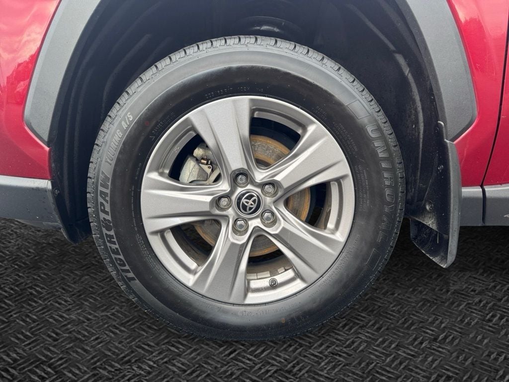 2022 Toyota RAV4 Hybrid LE