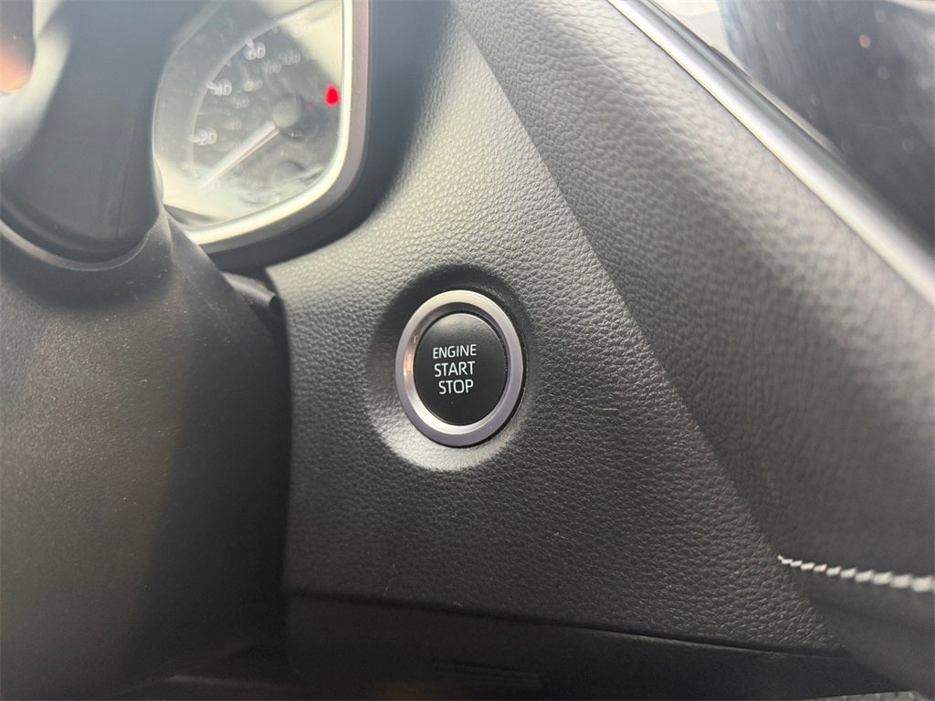 2023 Toyota Corolla Hatchback SE