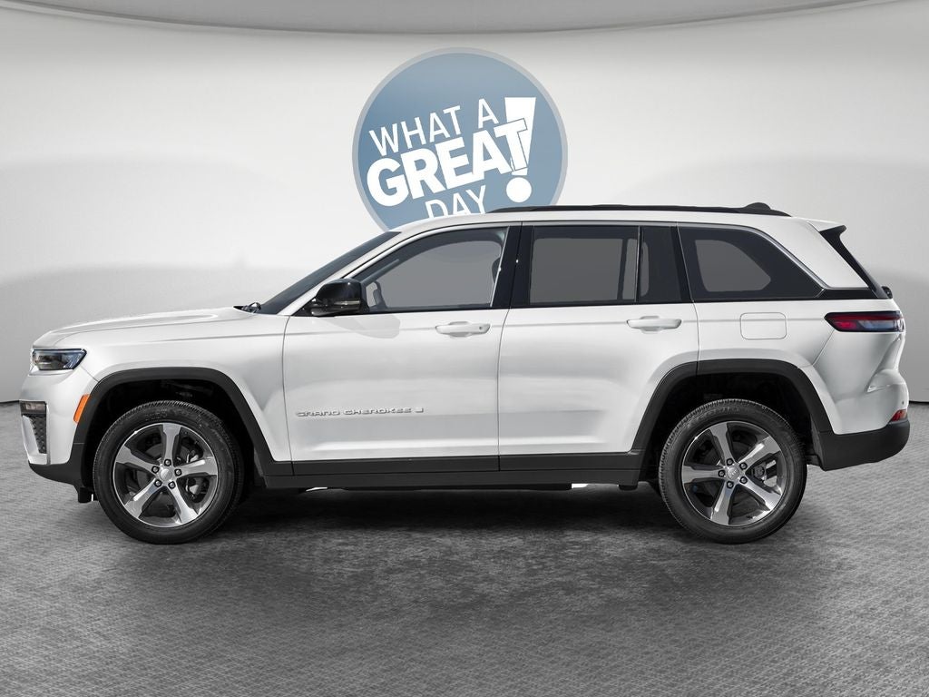 2026 Jeep Grand Cherokee GRAND CHEROKEE LAREDO X 4X4