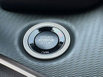 2025 Jeep Grand Cherokee Base