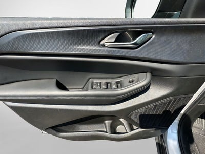 2025 Jeep Grand Cherokee Base