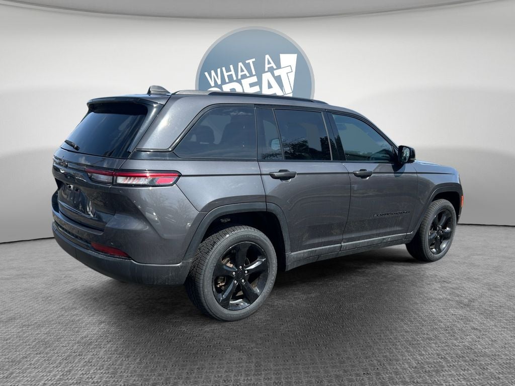 2023 Jeep Grand Cherokee Altitude