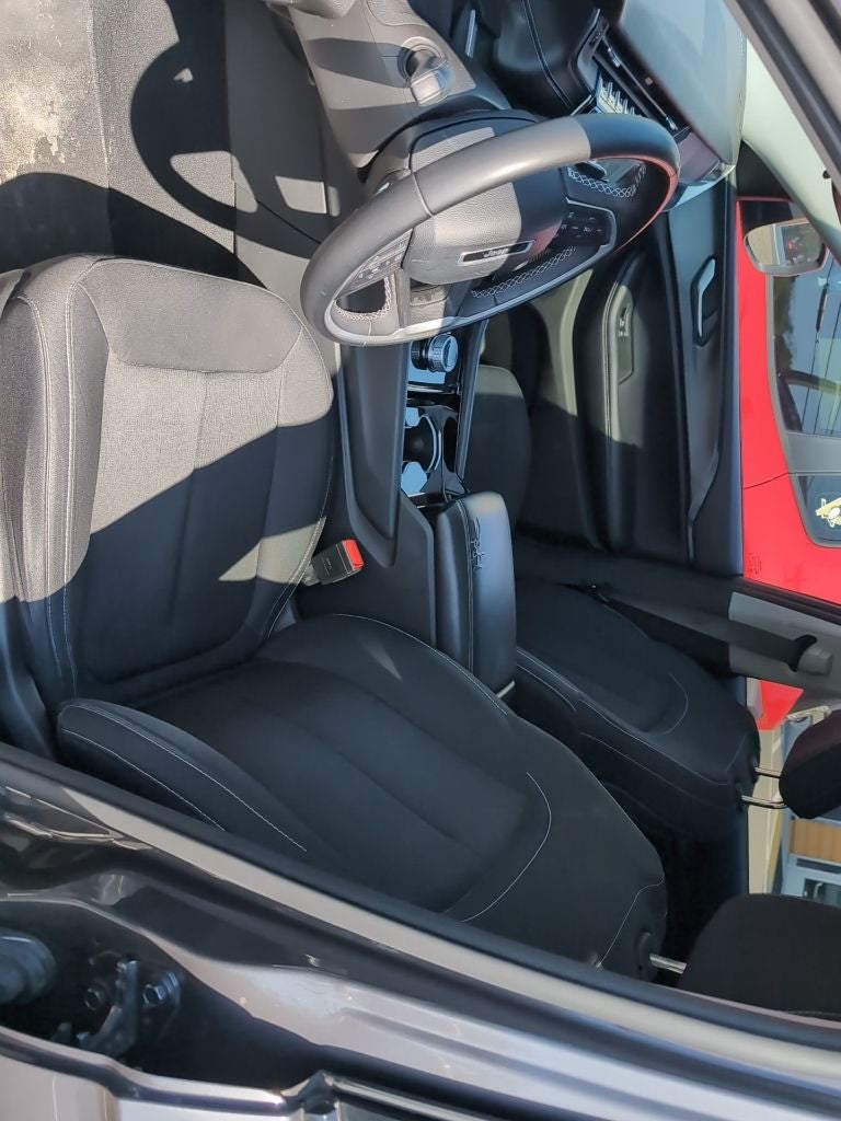 2023 Jeep Grand Cherokee Laredo X