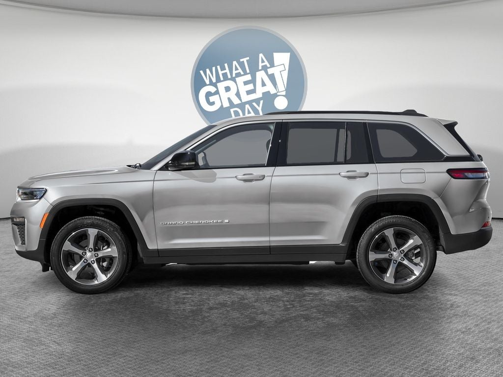 2026 Jeep Grand Cherokee GRAND CHEROKEE LAREDO X 4X4