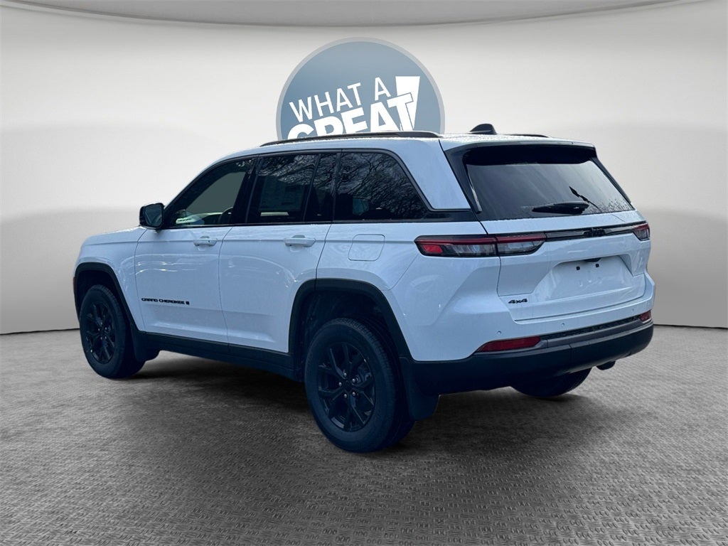 2026 Jeep Grand Cherokee Laredo