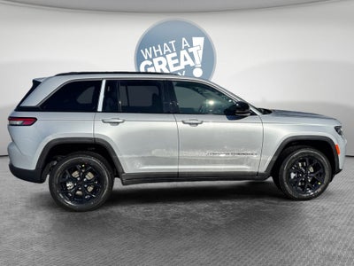 2026 Jeep Grand Cherokee Laredo