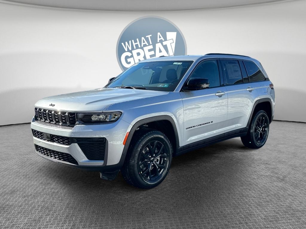 2026 Jeep Grand Cherokee Laredo