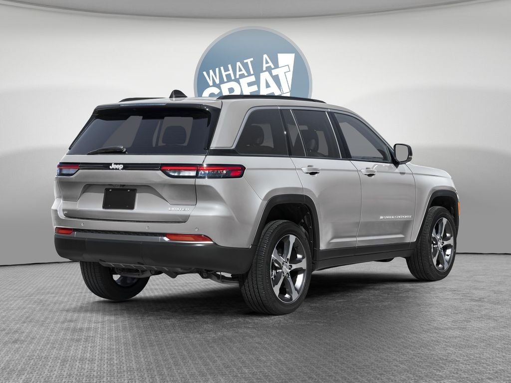 2026 Jeep Grand Cherokee Laredo