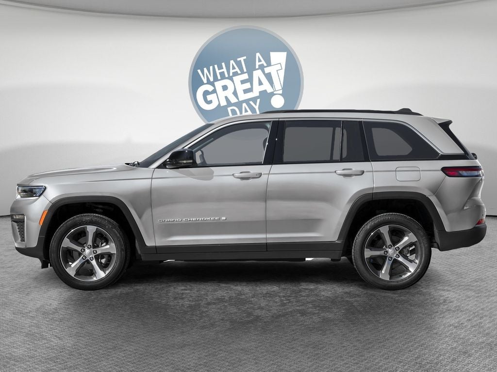 2026 Jeep Grand Cherokee Laredo