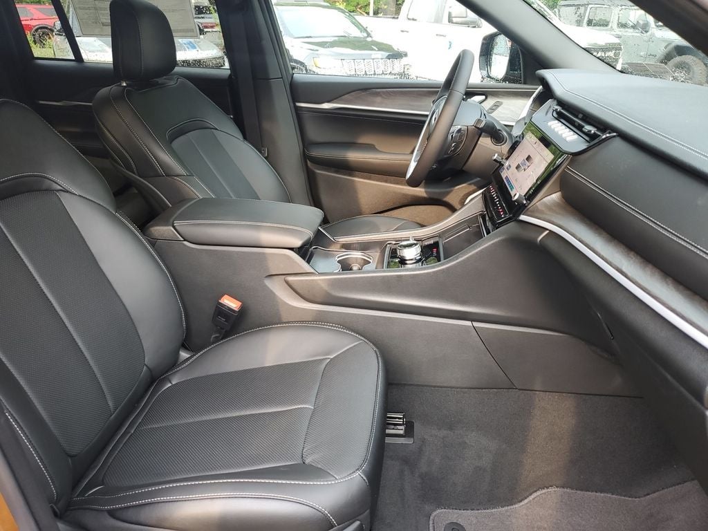 2026 Jeep Grand Cherokee GRAND CHEROKEE LIMITED RESERVE 4X4