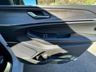 2025 Jeep Grand Cherokee Overland