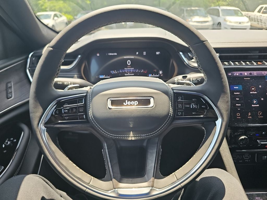 2023 Jeep Grand Cherokee Overland 4x4