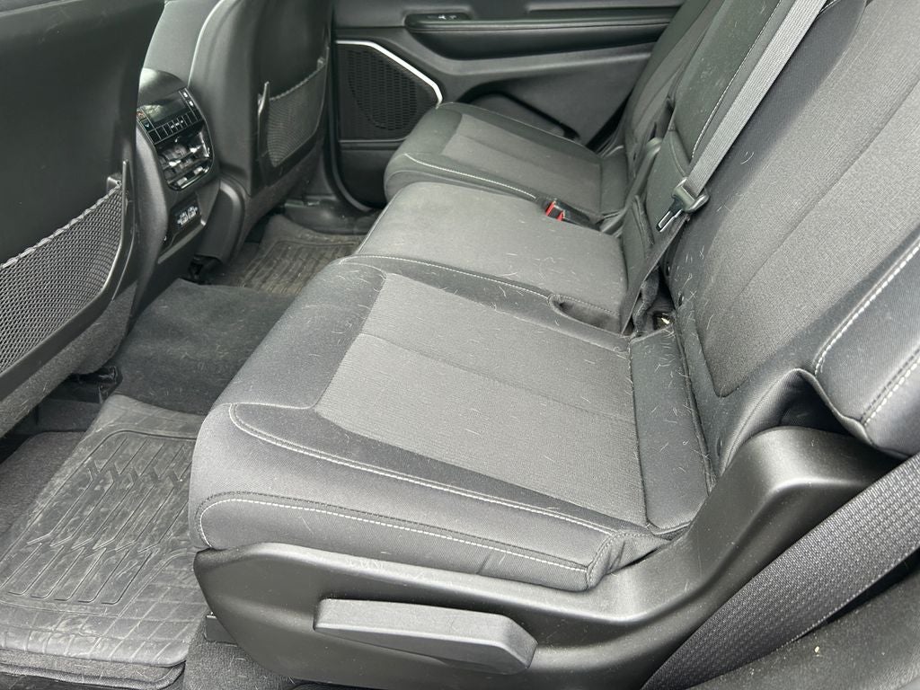 2022 Jeep Grand Cherokee L Laredo 4x4