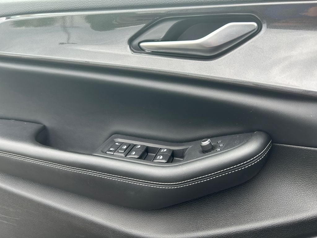 2022 Jeep Grand Cherokee L Laredo 4x4