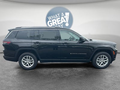 2022 Jeep Grand Cherokee L Laredo 4x4