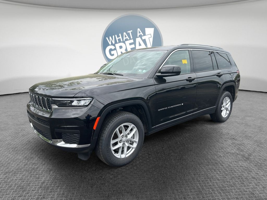 2022 Jeep Grand Cherokee L Laredo 4x4