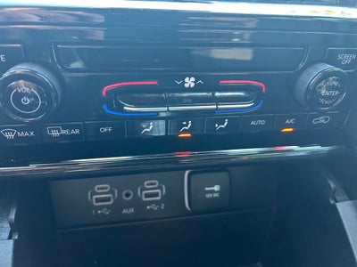 2023 Jeep Grand Cherokee L Laredo 4x4