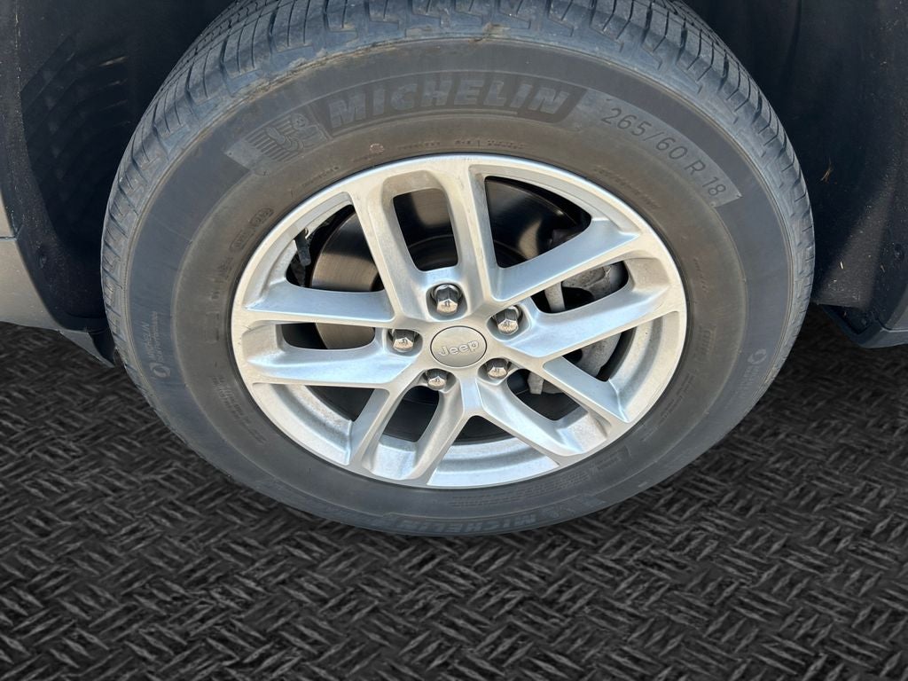 2023 Jeep Grand Cherokee L Laredo