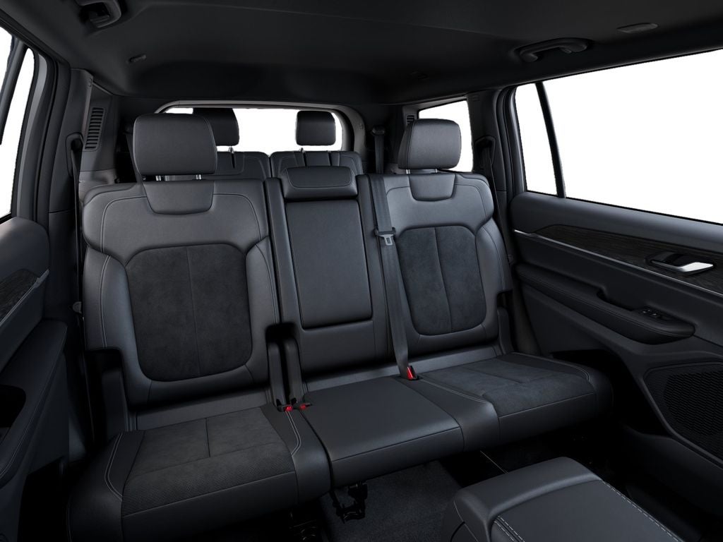 2026 Jeep Grand Cherokee L GRAND CHEROKEE L LAREDO ALTITUDE 4X4